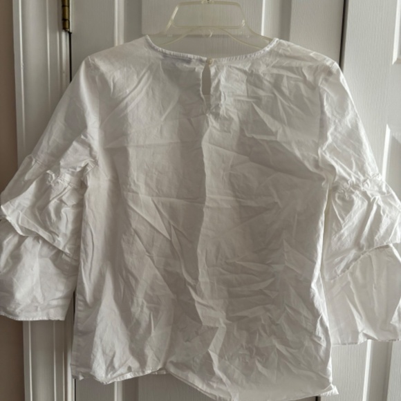 Mercantile White L/S Top w/Fancy Sleeves - Picture 3 of 7